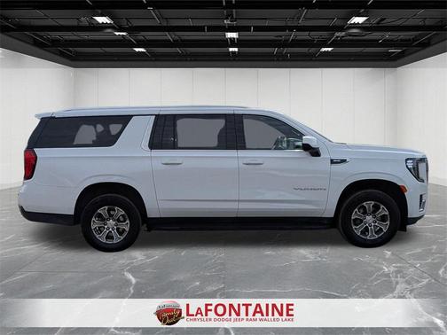 2023 GMC Yukon XL SLE