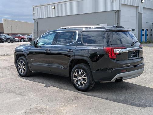 2023 GMC Acadia AWD SLE