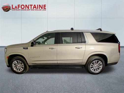 2023 GMC Yukon XL SLT
