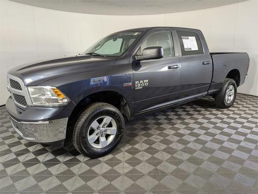 2020 RAM 1500 Classic SLT