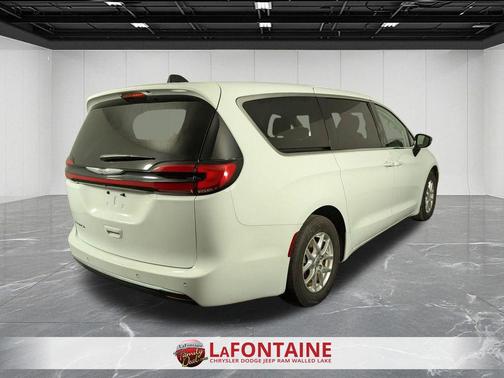 Bright White Clearcoat 2024 Chrysler Pacifica Touring L