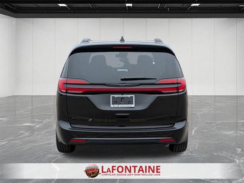 2026 Chrysler Pacifica L