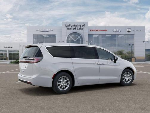 Bright White Clear-Coat Exterior Paint 2026 Chrysler Pacifica L