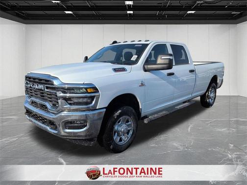 2026 RAM 3500 Tradesman Crew Cab 4x4 8' Box