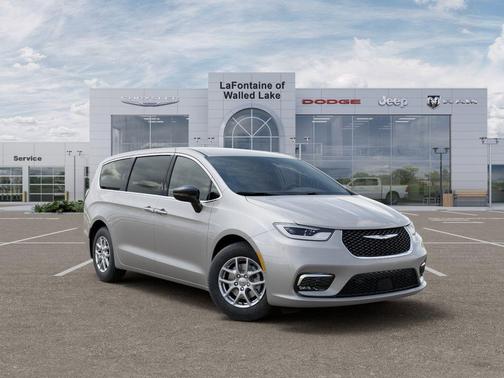 Silver Mist Clear-Coat Exterior Paint 2026 Chrysler Pacifica L