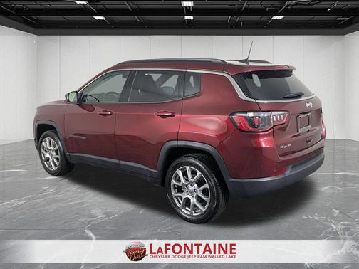 2022 Jeep Compass Latitude Lux
