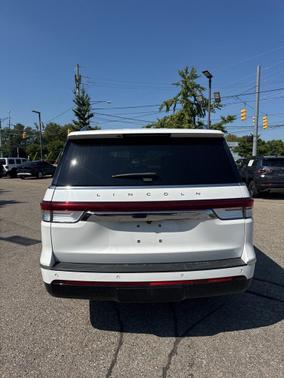2023 Lincoln Navigator Reserve