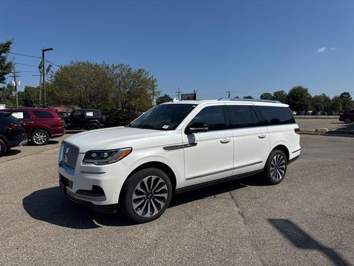 2023 Lincoln Navigator Reserve