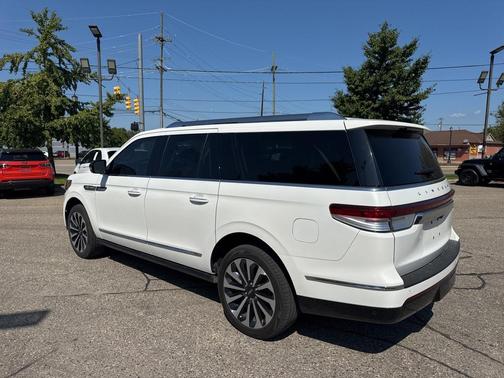 2023 Lincoln Navigator Reserve