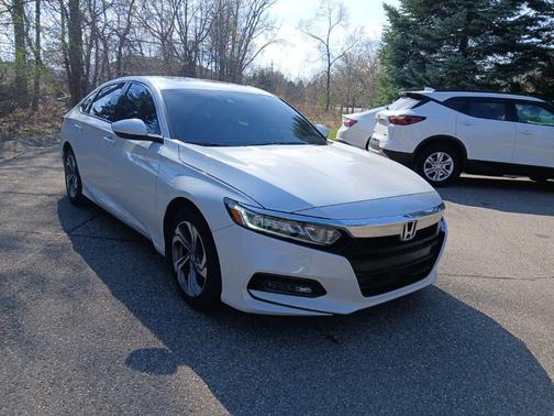 Platinum White Pearl 2020 Honda Accord EX 1.5T