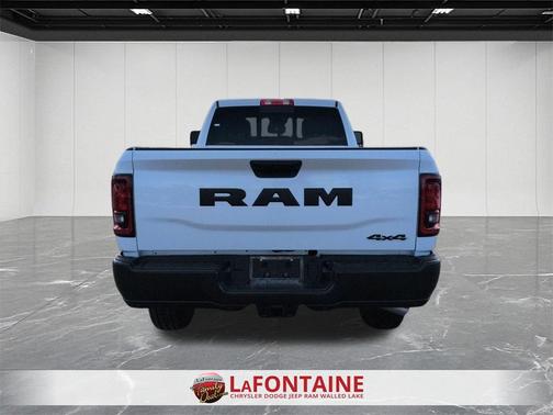 2026 RAM 2500 Tradesman Crew Cab 4x4 8' Box