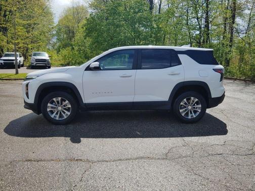 Summit White 2025 Chevrolet Equinox 1LT