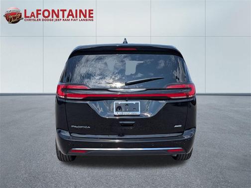 2026 Chrysler Pacifica L