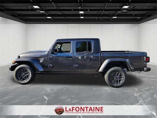 2025 Jeep Gladiator Sport S