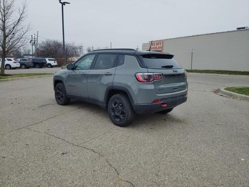 2023 Jeep Compass Trailhawk