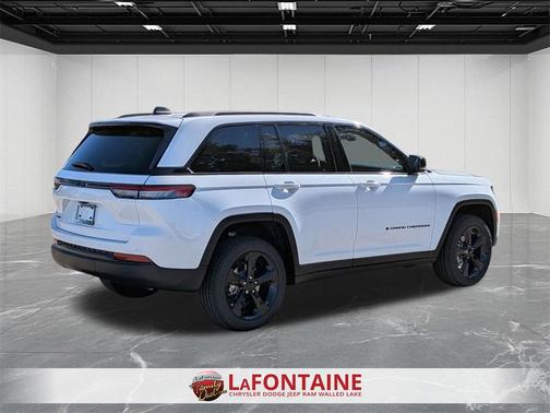 2025 Jeep Grand Cherokee Altitude
