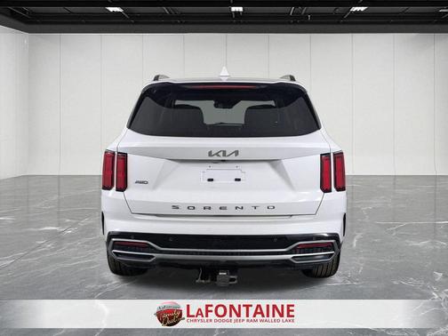 2022 Kia Sorento SX