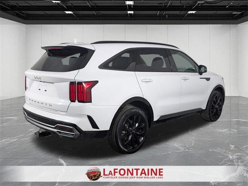 2022 Kia Sorento SX