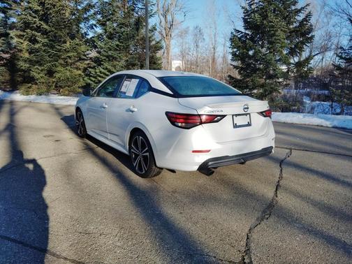 2021 Nissan Sentra SR