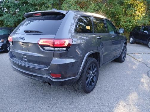 2020 Jeep Grand Cherokee Altitude