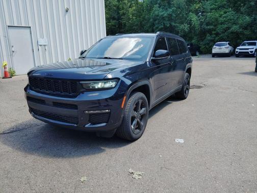 Midnight 2024 Jeep Grand Cherokee L Limited