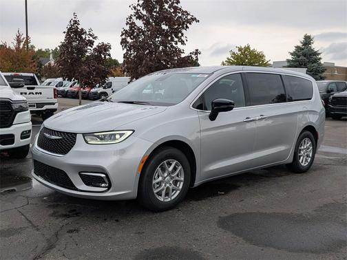 2026 Chrysler Pacifica L