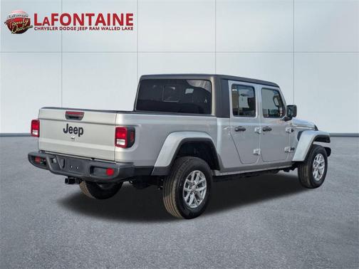 2023 Jeep Gladiator Sport S