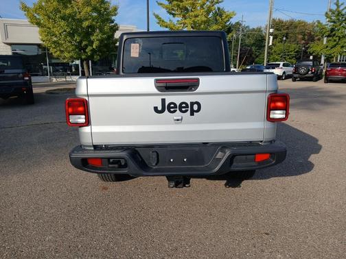 2023 Jeep Gladiator Sport S