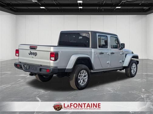 2023 Jeep Gladiator Sport S