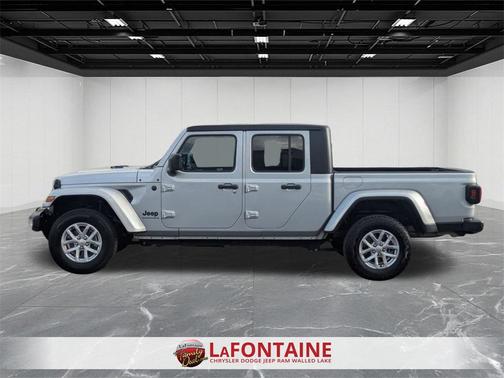 2023 Jeep Gladiator Sport S