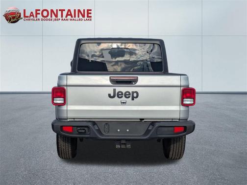 2023 Jeep Gladiator Sport S