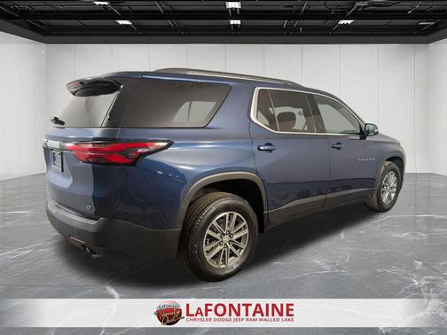 Northsky Blue Metallic 2023 Chevrolet Traverse LT Cloth