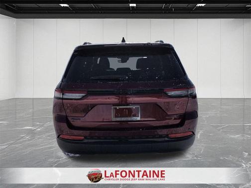 2024 Jeep Grand Cherokee Altitude