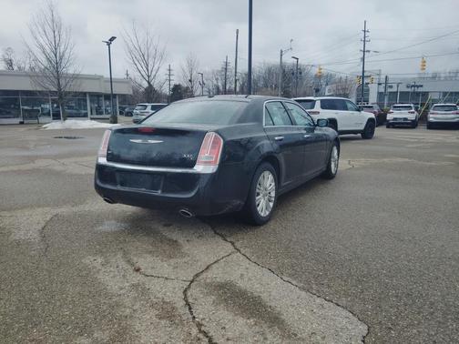 2014 Chrysler 300 S