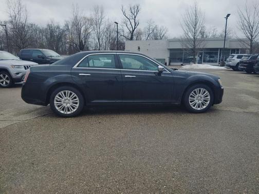 2014 Chrysler 300 S