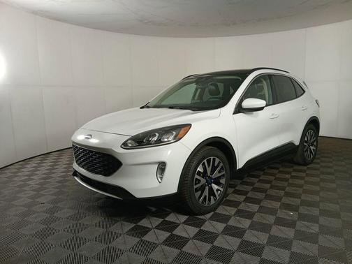 Oxford White 2020 Ford Escape SEL