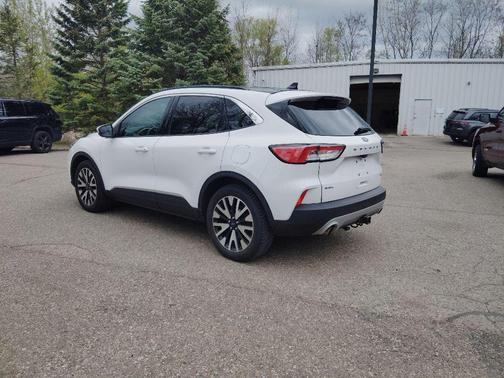 Oxford White 2020 Ford Escape SEL
