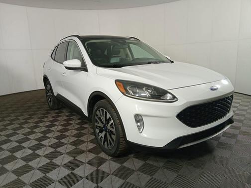 Oxford White 2020 Ford Escape SEL