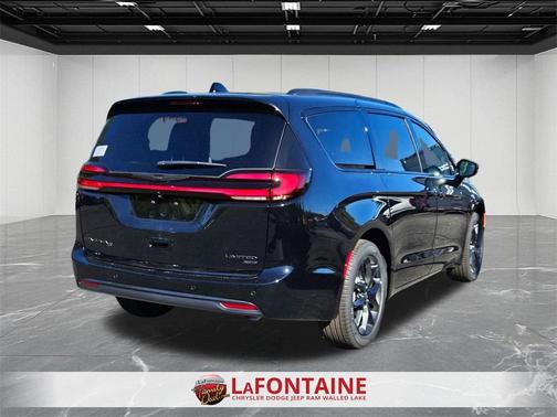 2026 Chrysler Pacifica Limited