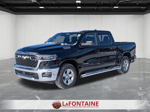 Diamond Black Crystal Pearl-Coat Exterior Paint 2026 RAM 1500 Big Horn/Lone Star