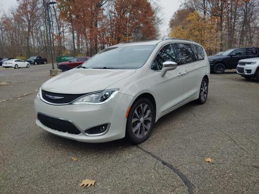 2017 Chrysler Pacifica Limited