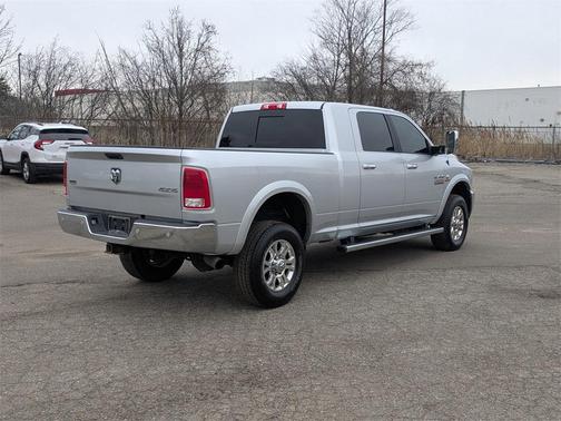 2018 RAM 2500 Laramie Mega Cab 4x4 6'4' Box
