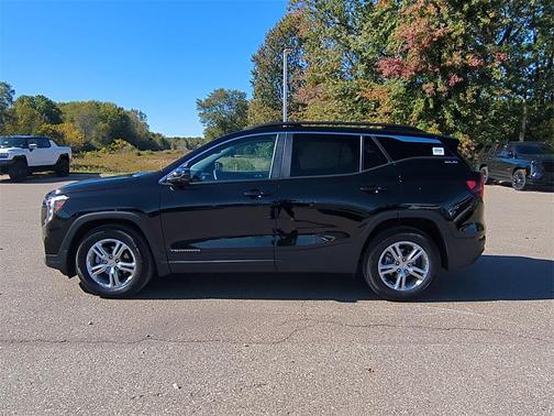 2022 GMC Terrain SLE