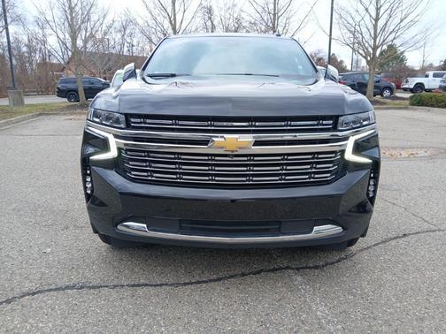 2024 Chevrolet Suburban Premier