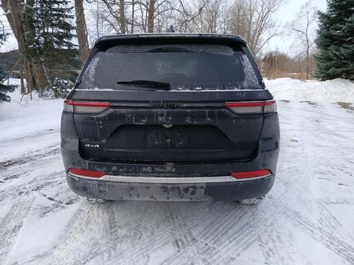 2024 Jeep Grand Cherokee Laredo