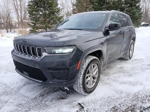2024 Jeep Grand Cherokee Laredo