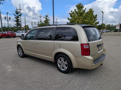 2010 Dodge Grand Caravan SE