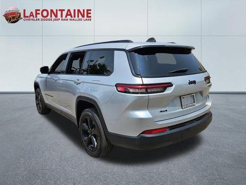 2023 Jeep Grand Cherokee L Altitude 4x4
