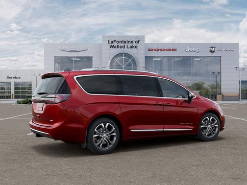 Red Hot Pearl-Coat Exterior Paint 2026 Chrysler Pacifica L