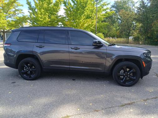 2024 Jeep Grand Cherokee L Altitude